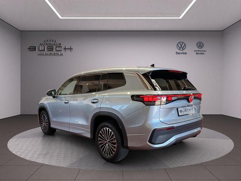 Gebraucht VW Tayron Life 150 PS (110 kW) 2025 Dolomit silber SUV