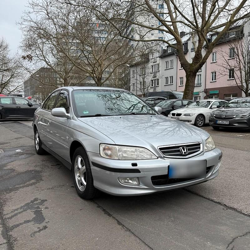 Gebraucht Honda Accord 2001 Silber Limousine