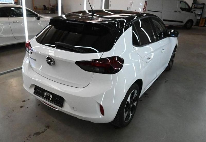 Gebraucht Opel Corsa Edition 100 kW (136 PS) 2021 White jade Kleinwagen