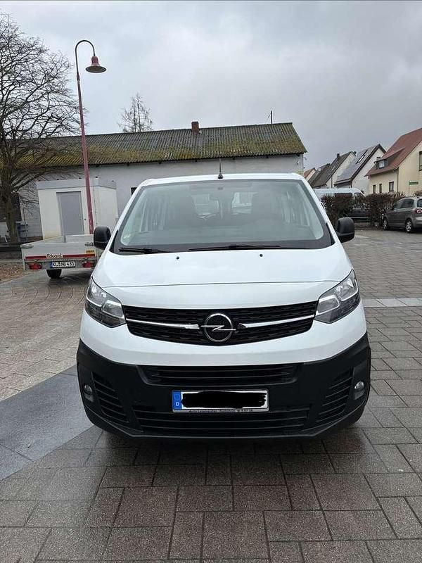 Gebraucht Opel Vivaro 150 PS (110 kW) 2020 Weiß Van / Kleinbus