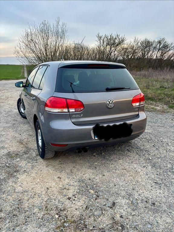 Gebraucht VW Golf VI Team 122 PS (89 kW) 2010 Grau Kleinwagen