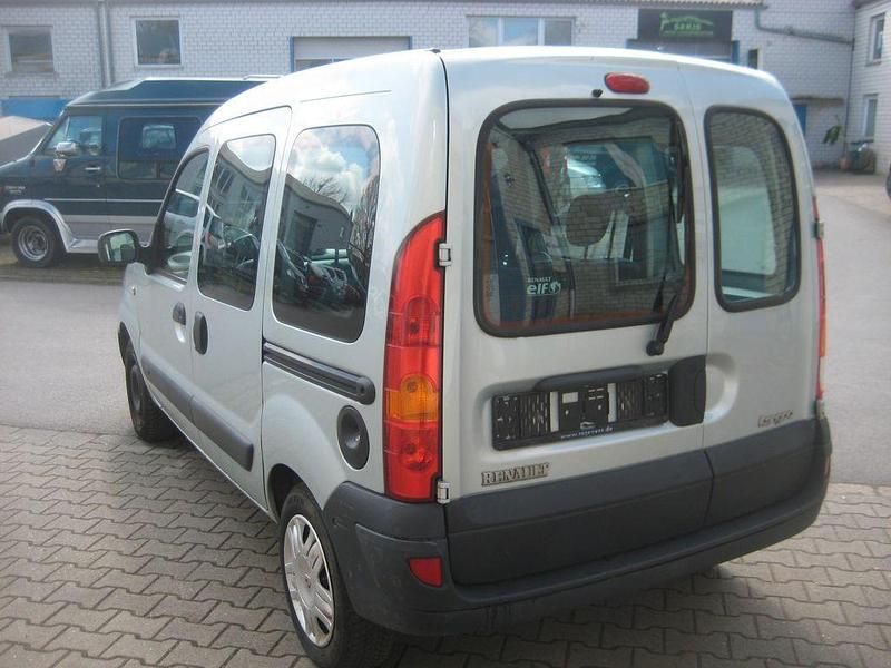 Gebraucht Renault Kangoo 75 PS (55 kW) 2008 Silber Van / Kleinbus