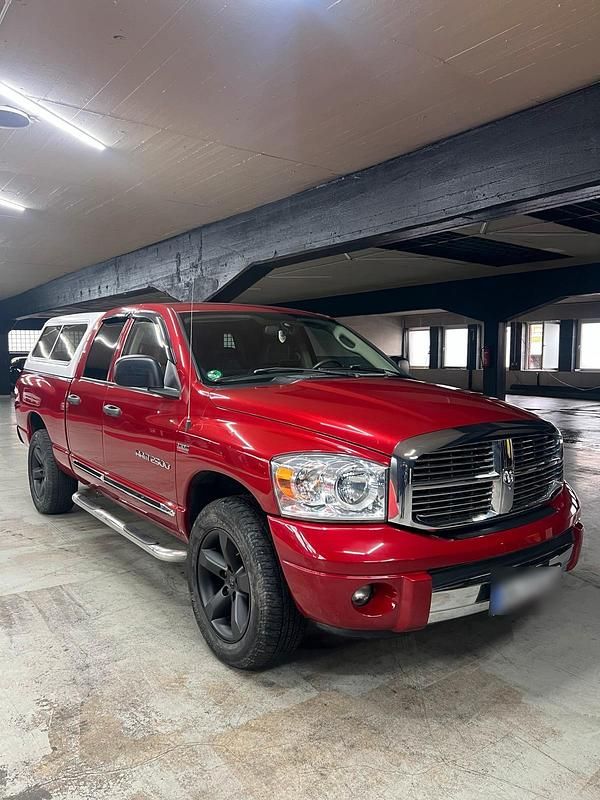 Second-hand Dodge Ram 350 CP (257 kW) 2008 Roșu Pickup