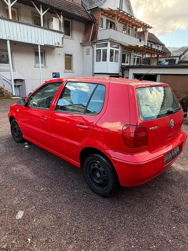 Gebraucht VW Polo 60 PS (44 kW) 2000 Rot Kleinwagen