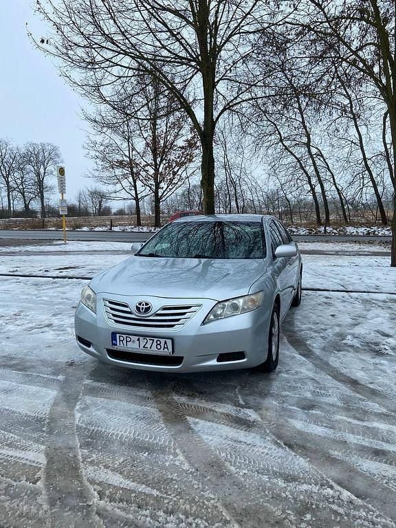 Gebraucht Toyota Camry 167 PS (122 kW) 2007 Silber Limousine