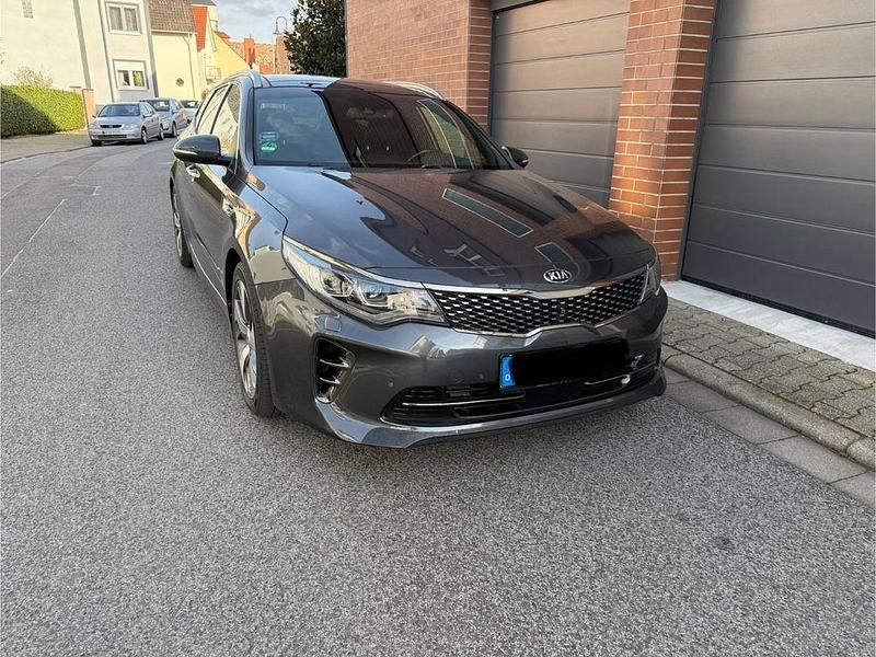 Grau Gebraucht 2017 Kia Optima Kombi | 15.200 € (Superpreis) - Bild 1/4