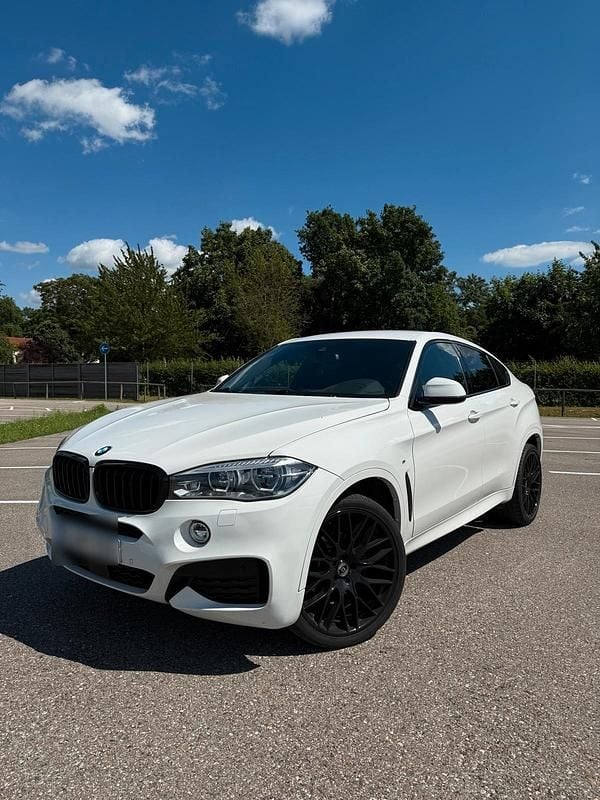 Weiß Gebraucht 2019 BMW X6 Comfort Edition SUV | 32.499 € (Teuer) - Bild 1/4