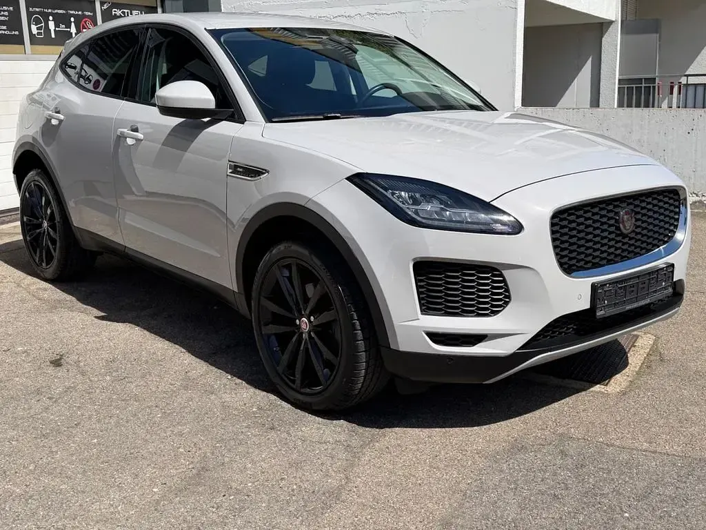 Second-hand Jaguar E-Pace 150 CP (110 kW) 2018 Gri SUV