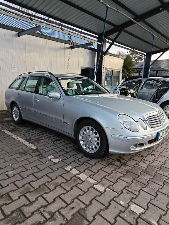 Gebraucht Mercedes 320 204 PS (150 kW) 2004 Schwarz Kombi