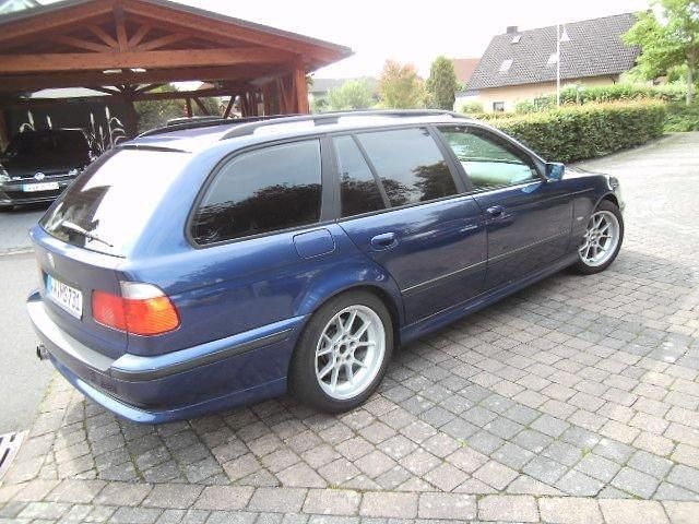 Gebraucht BMW 528 192 PS (141 kW) 1997 Blau Kombi