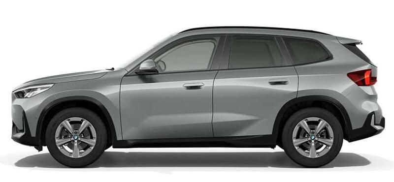 Neu BMW X1 150 PS (110 kW) 2026 Silber SUV