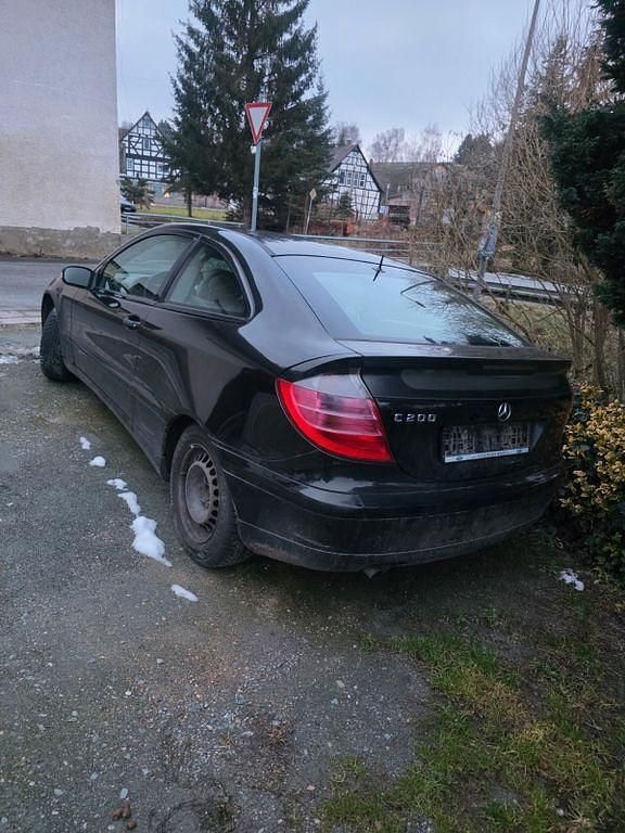 Gebraucht Mercedes CLC200 128 PS (94 kW) 2001 Schwarz Kleinwagen