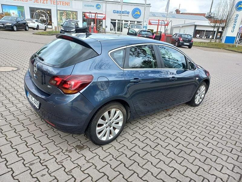 Gebraucht Opel Astra Cosmo 125 PS (91 kW) 2010 Blau Limousine