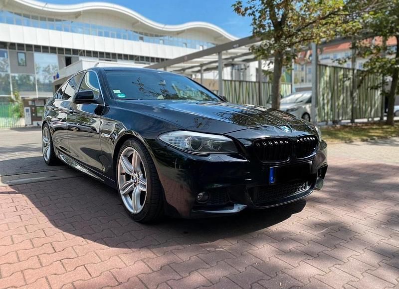 Gebraucht BMW 520 M Sport 184 PS (135 kW) 2011 Schwarz Limousine