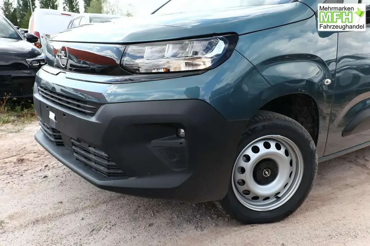 Neu Opel Combo S 131 PS (96 kW) 2026 Libeccio blau Van / Kleinbus