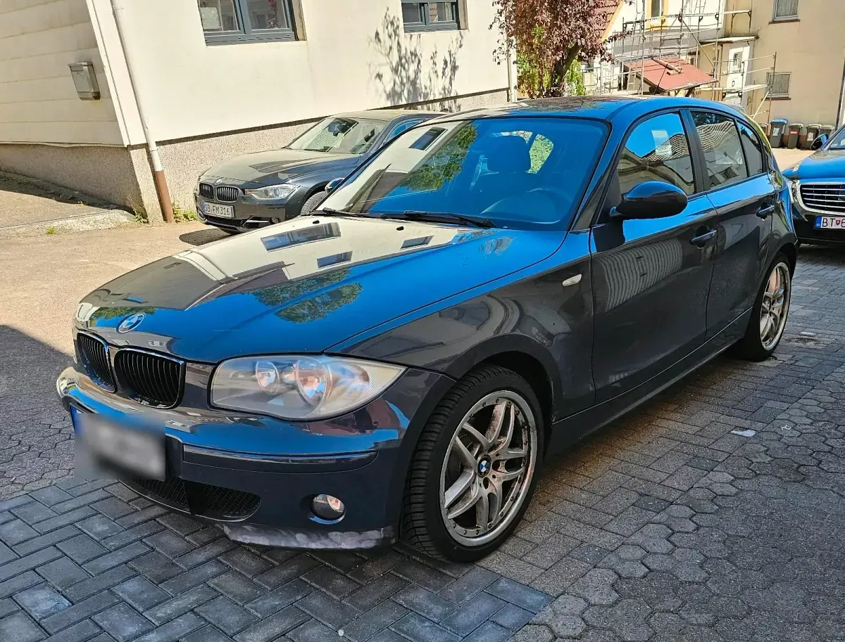 Gebraucht BMW 118 122 PS (89 kW) 2006 Blau Kleinwagen