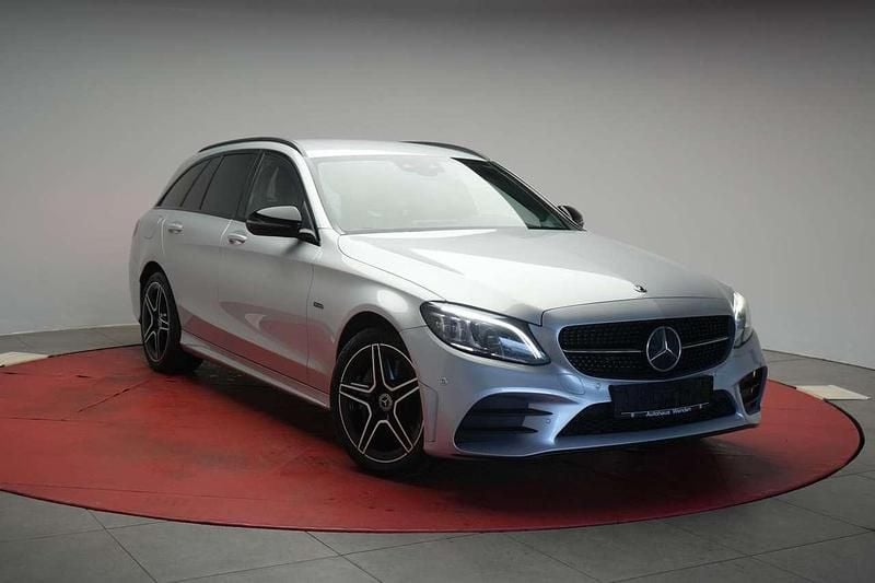 Iridium silver Gebraucht 2021 Mercedes C300e AMG Kombi | 26.990 € (Superpreis) - Bild 1/4