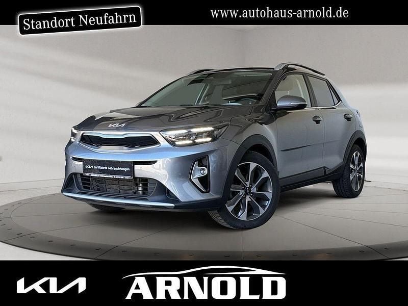 Grau (astrograu) Gebraucht 2024 Kia Stonic 4 SUV | 20.350 € (Guter Preis) - Bild 1/4