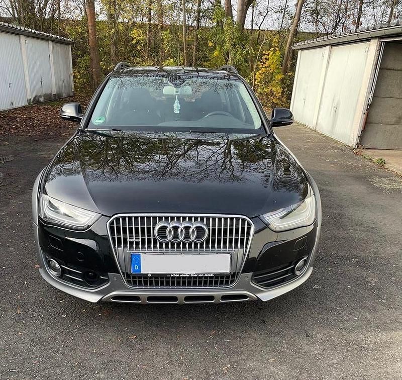 Schwarz Gebraucht 2015 Audi A4 Allroad Kombi | 16.000 € (Etwas zu teuer) - Bild 1/4