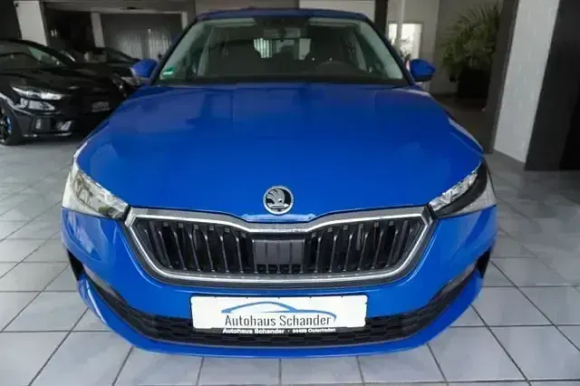 Gebraucht Skoda Scala Ambition 116 PS (85 kW) 2019 Blau Kleinwagen