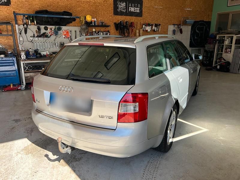Gebraucht Audi A4 101 PS (74 kW) 2004 Silber Kombi