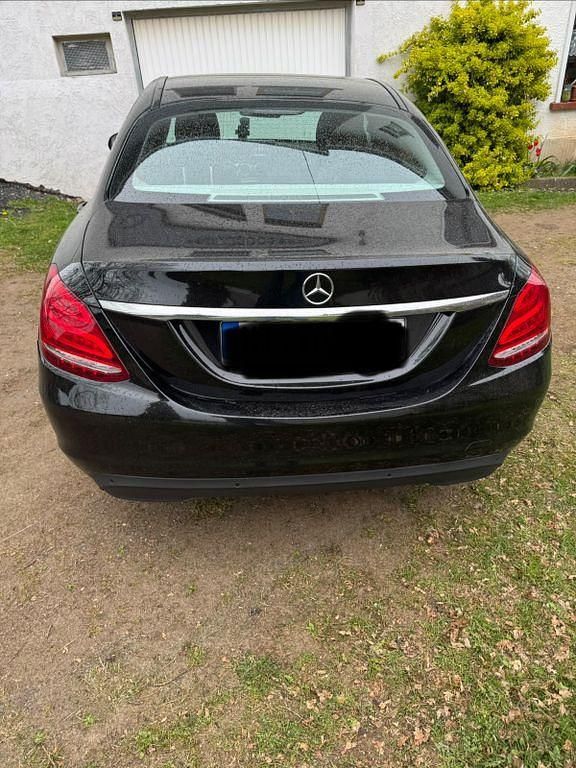 Gebraucht Mercedes C220 170 PS (125 kW) 2015 Schwarz Limousine