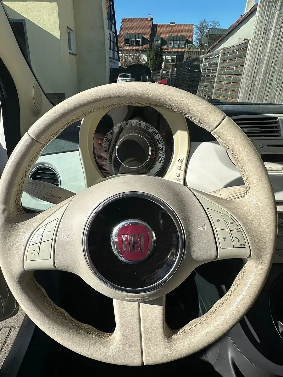 Gebraucht Fiat 500 69 PS (50 kW) 2014 Weiß Kleinwagen