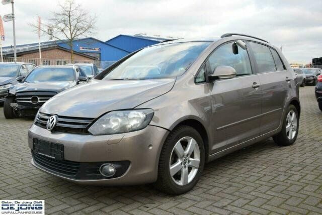 Gebraucht VW Golf VI Team 105 PS (77 kW) 2011 Braun metallic Kleinwagen