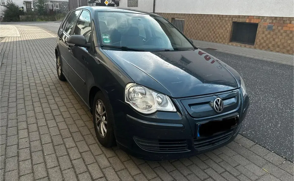 Gebraucht VW Polo 80 PS (58 kW) 2009 Grau Kleinwagen