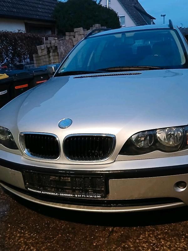 Gebraucht BMW 316 116 PS (85 kW) 2004 Silber Kombi