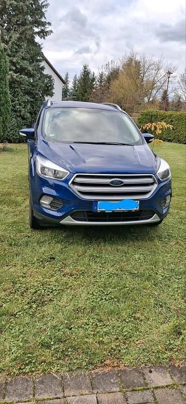 Blau Gebraucht 2017 Ford Kuga Trend SUV | 10.950 € (Superpreis) - Bild 1/4