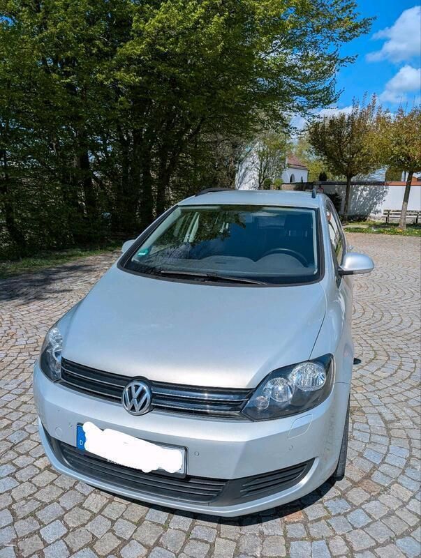 Silber Gebraucht 2010 VW Golf Plus Van / Kleinbus | 5.200 € - Bild 1/4
