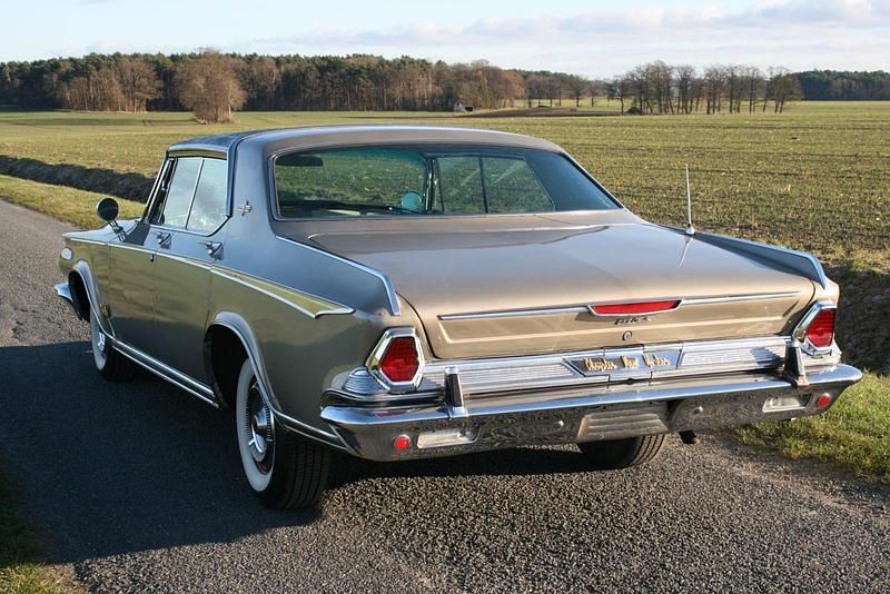 Grün Gebraucht 1964 Chrysler New Yorker Limousine | 14.900 € - Bild 1/4