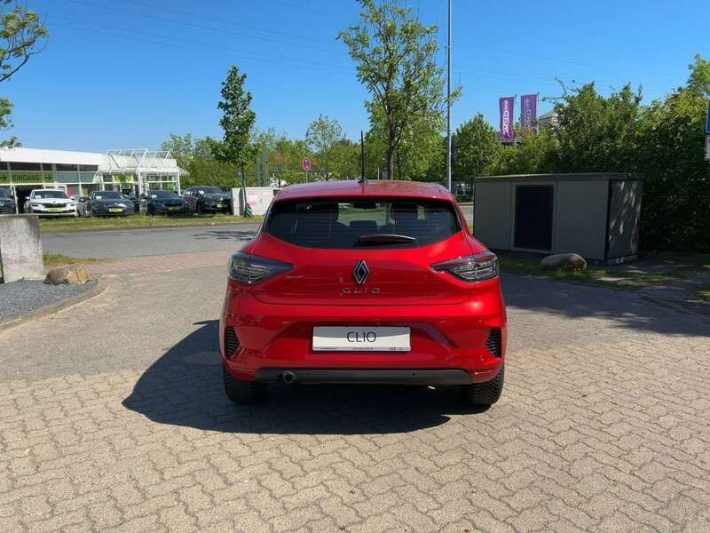 Gebraucht Renault Clio V Evolution 91 PS (66 kW) 2024 Rot Limousine