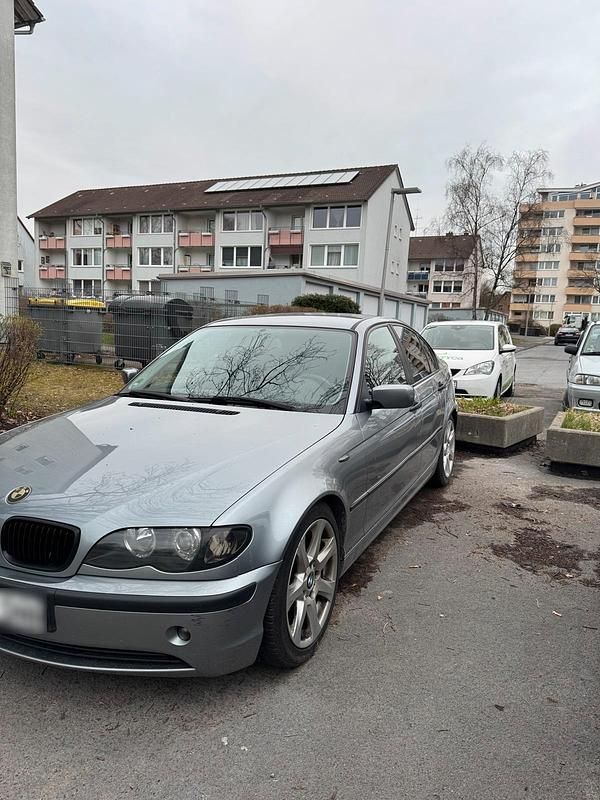 Gebraucht BMW 318 143 PS (105 kW) 2004 Grau Limousine