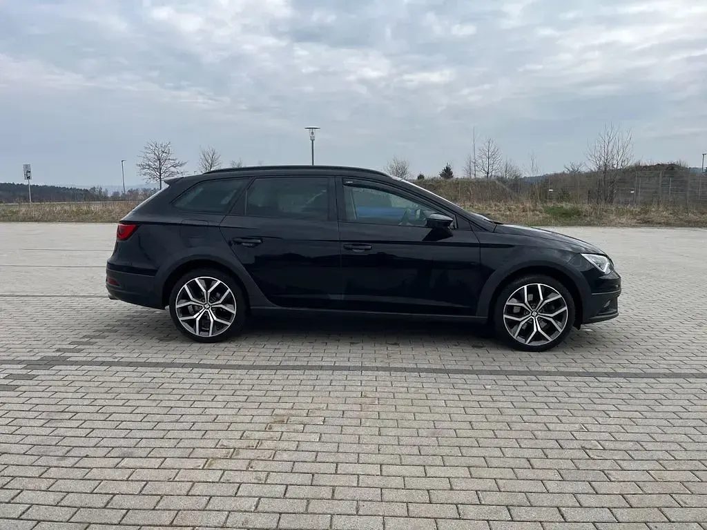 Gebraucht Seat Leon X-Perience 4Drive 179 PS (131 kW) 2017 Schwarz Kombi