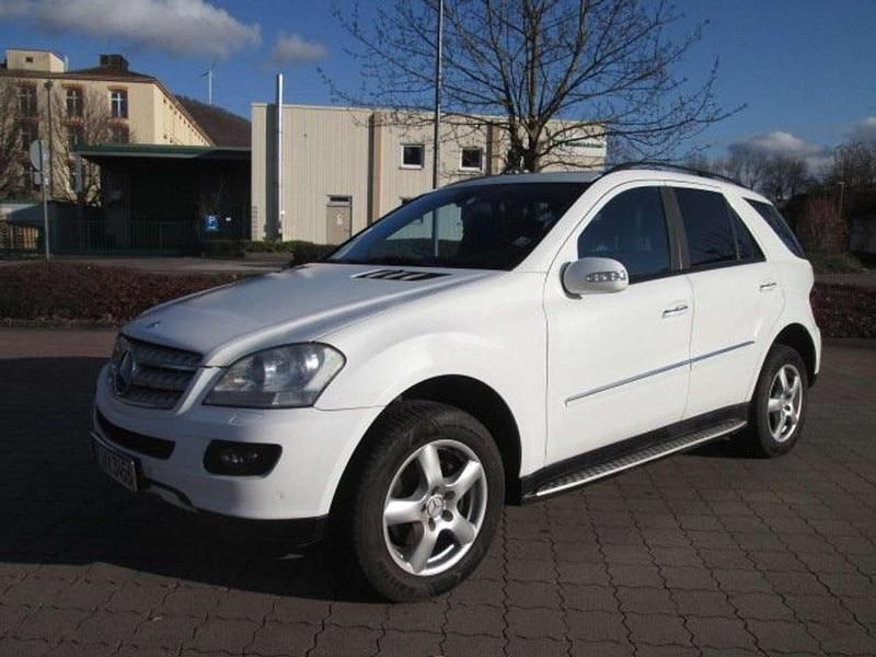 Gebraucht Mercedes ML280 190 PS (139 kW) 2009 Other SUV