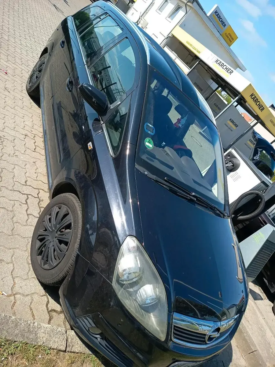 Gebraucht Opel Zafira 101 PS (74 kW) 2007 Schwarz Van / Kleinbus