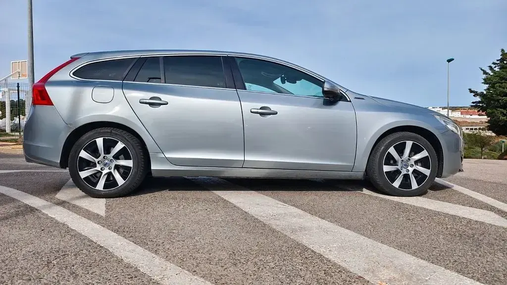 Gebraucht Volvo V60 280 PS (205 kW) 2013 Silber Kombi