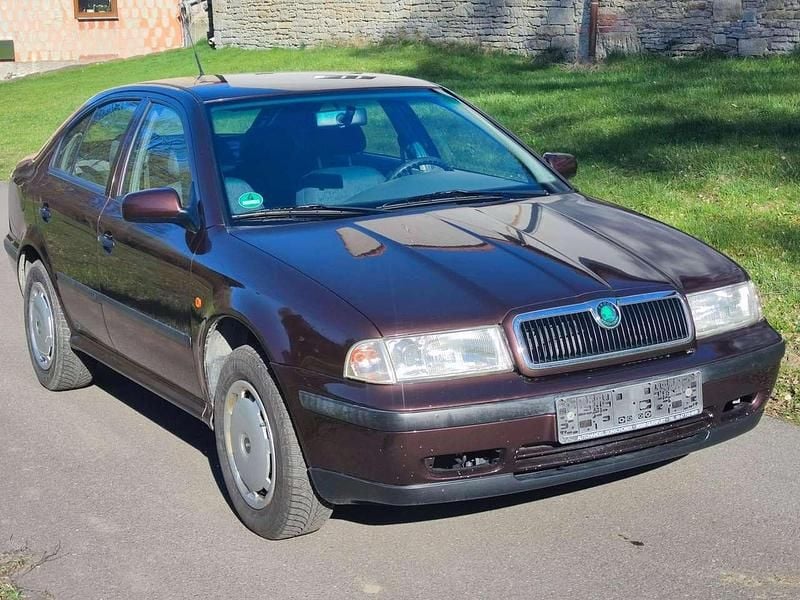 Gebraucht Skoda Octavia 101 PS (74 kW) 1998 Marrone metallic Limousine