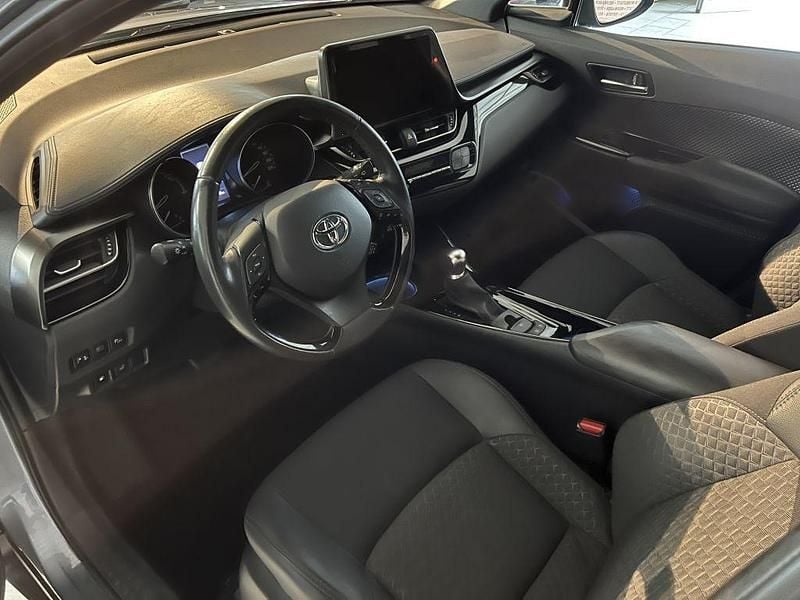 Gebraucht Toyota C-HR Team 184 PS (135 kW) 2022 Sodalithblau metallic / dach schwarz SUV