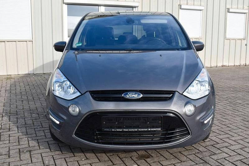 Gebraucht Ford S-MAX Titanium 200 PS (147 kW) 2011 Braun Van / Kleinbus