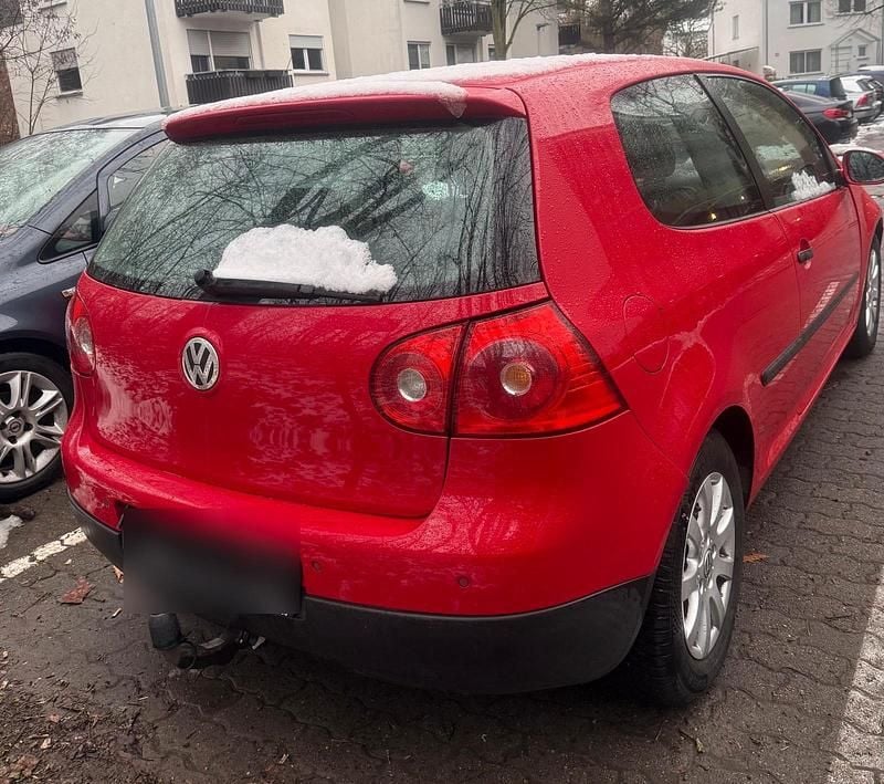 Gebraucht VW Golf 140 PS (102 kW) 2004 Rot Coupé