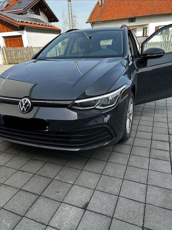 Gebraucht VW Golf VIII Active 110 PS (80 kW) 2022 Grau Kombi