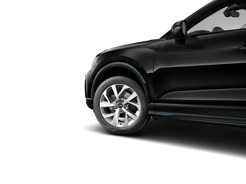 Gebraucht Audi Q2 Advanced Plus 150 PS (110 kW) 2025 Mythosschwarz metallic SUV