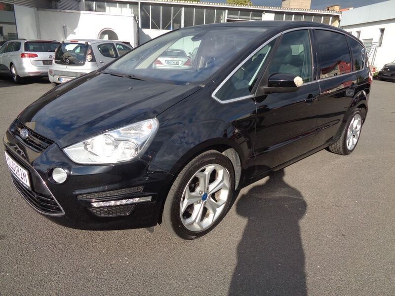 Schwarz Gebraucht 2011 Ford S-MAX Titanium Van / Kleinbus | 7.990 € (Fairer Preis) - Bild 1/4