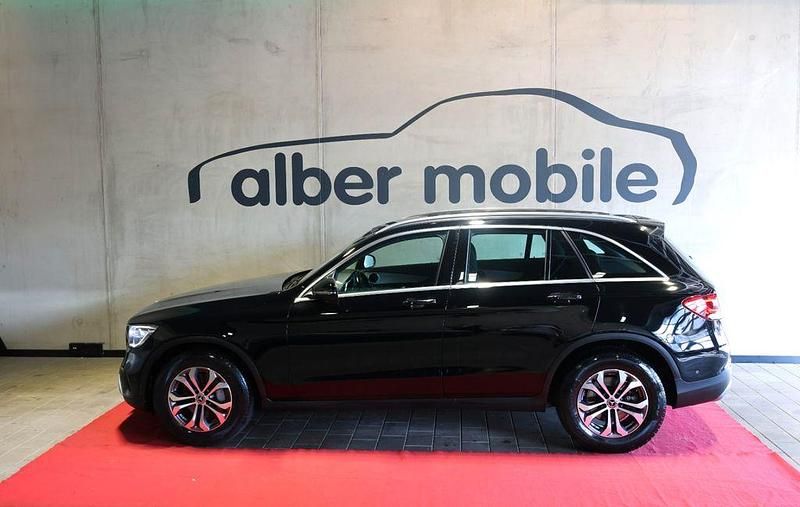 Gebraucht Mercedes GLC300 245 PS (180 kW) 2020 Schwarz SUV