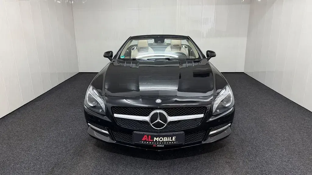 Gebraucht Mercedes SL350 306 PS (225 kW) 2012 Obsidianschwarz  metalliclack Cabrio