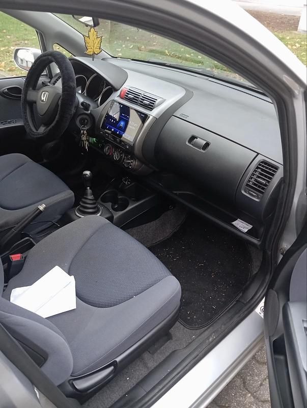 Gebraucht Honda Jazz 86 PS (63 kW) 2002 Grau Kleinwagen