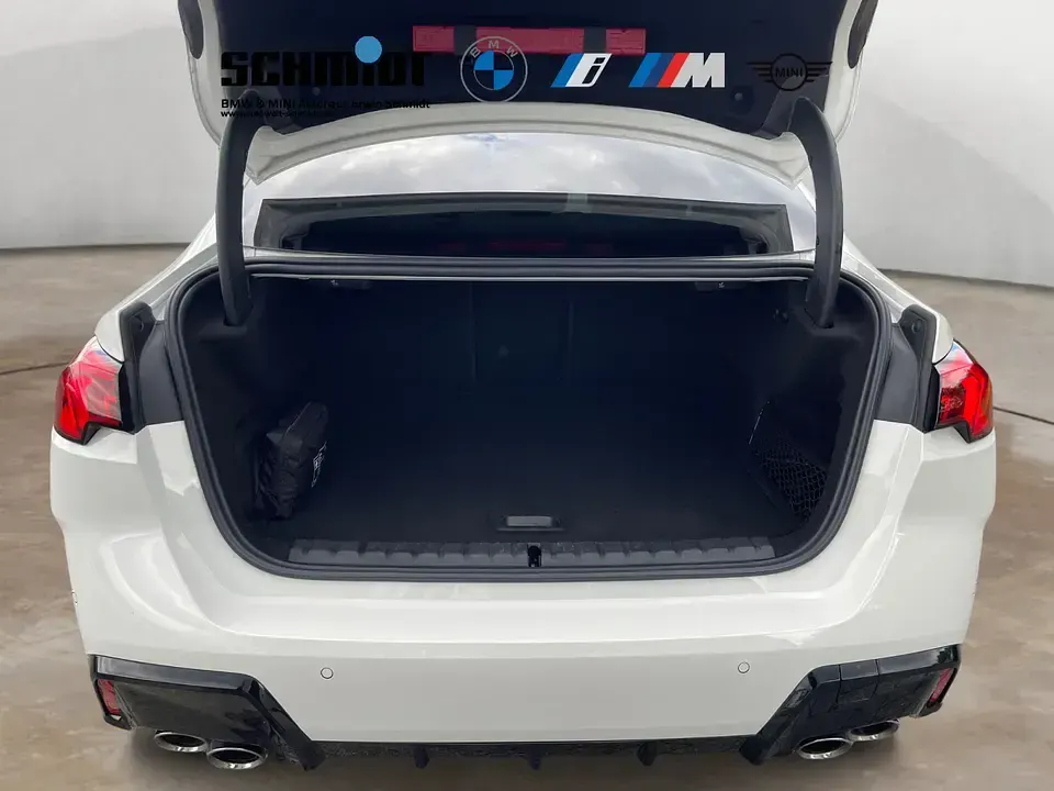Gebraucht BMW M235 Shadowline 300 PS (220 kW) 2025 Alpinweiß uni Coupé